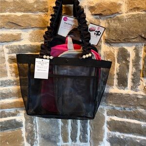 Black mesh tote and Pink Mesh Packing cubes (3)